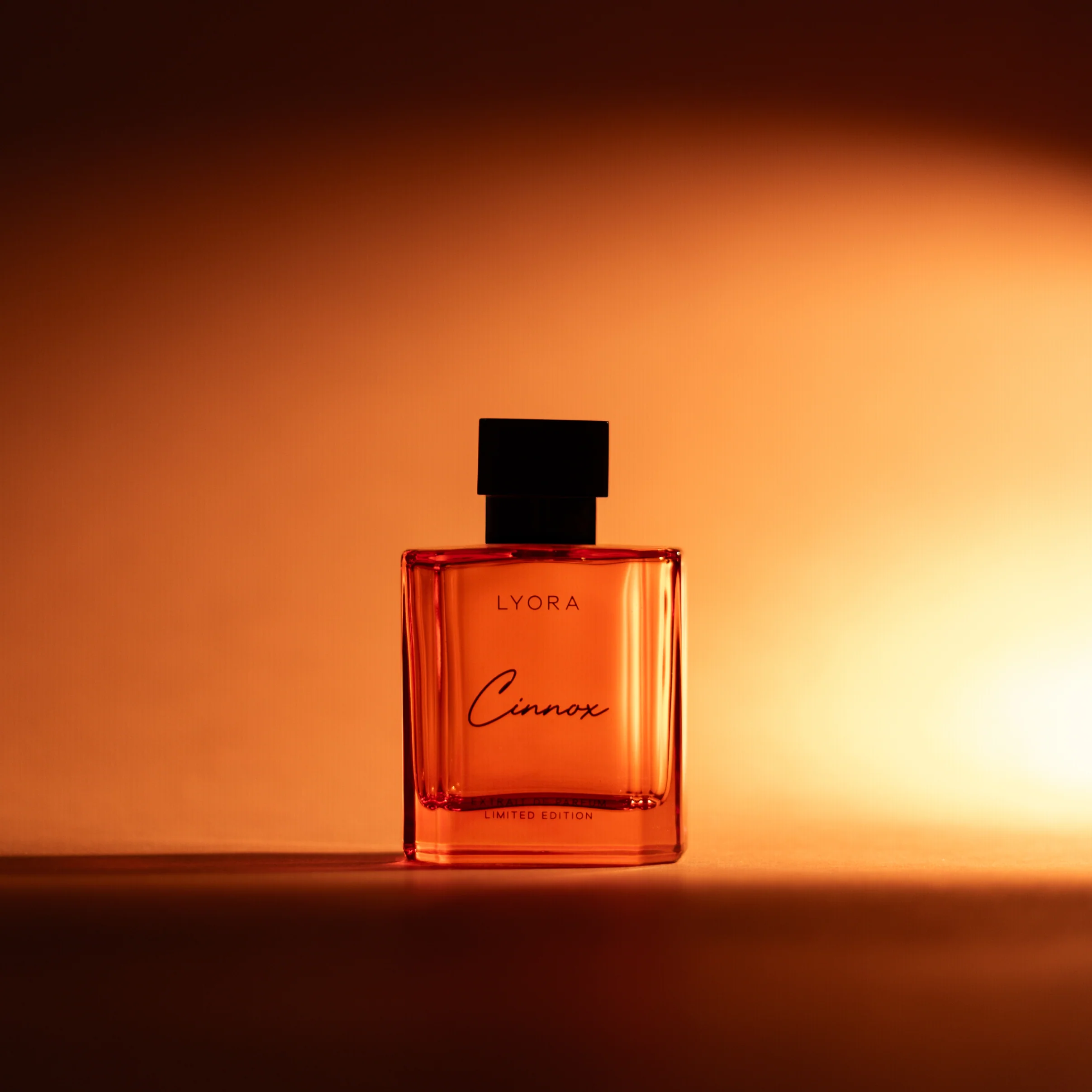 LYORA CINNOX - LIMITED EDITION - Image 4