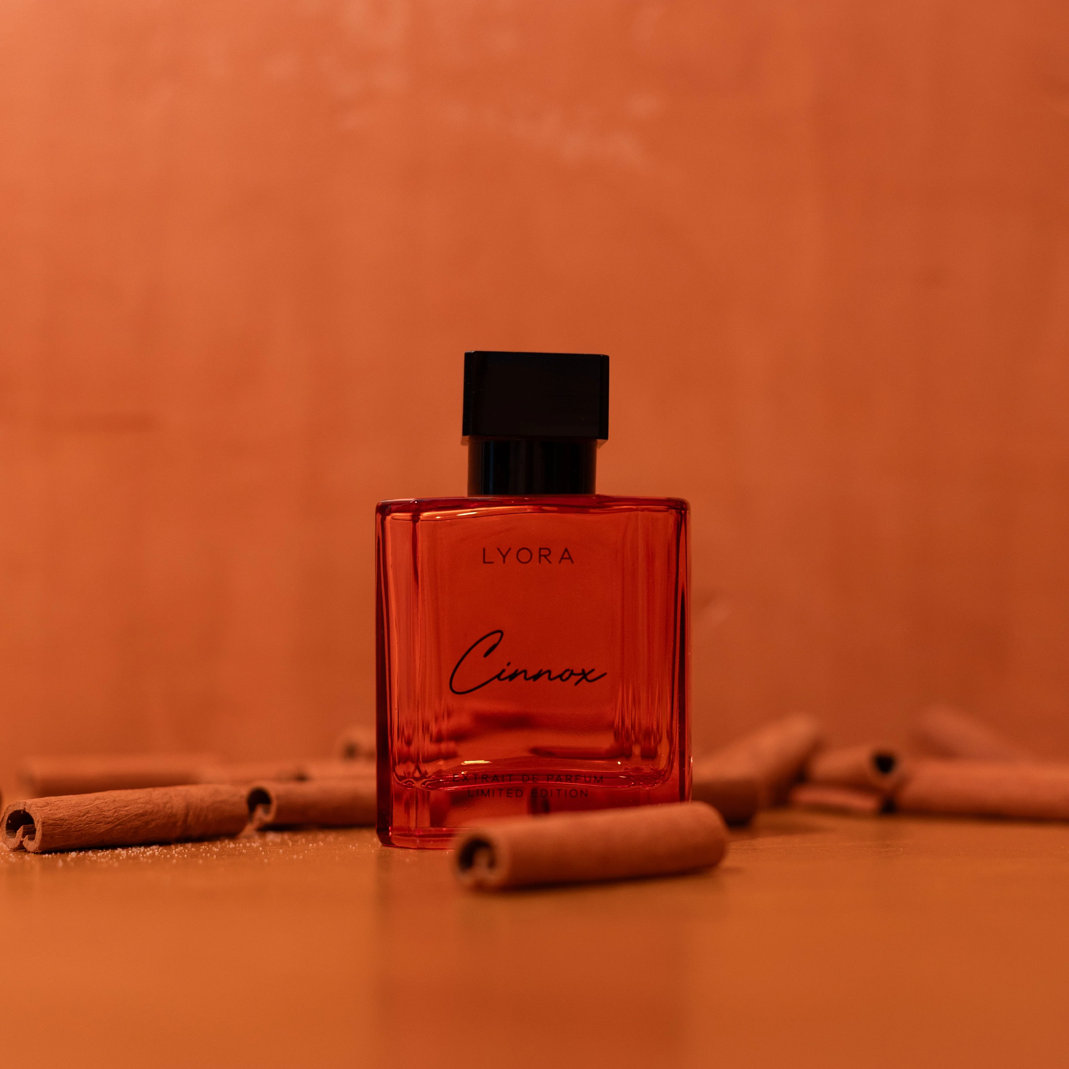 LYORA CINNOX - LIMITED EDITION - Image 6
